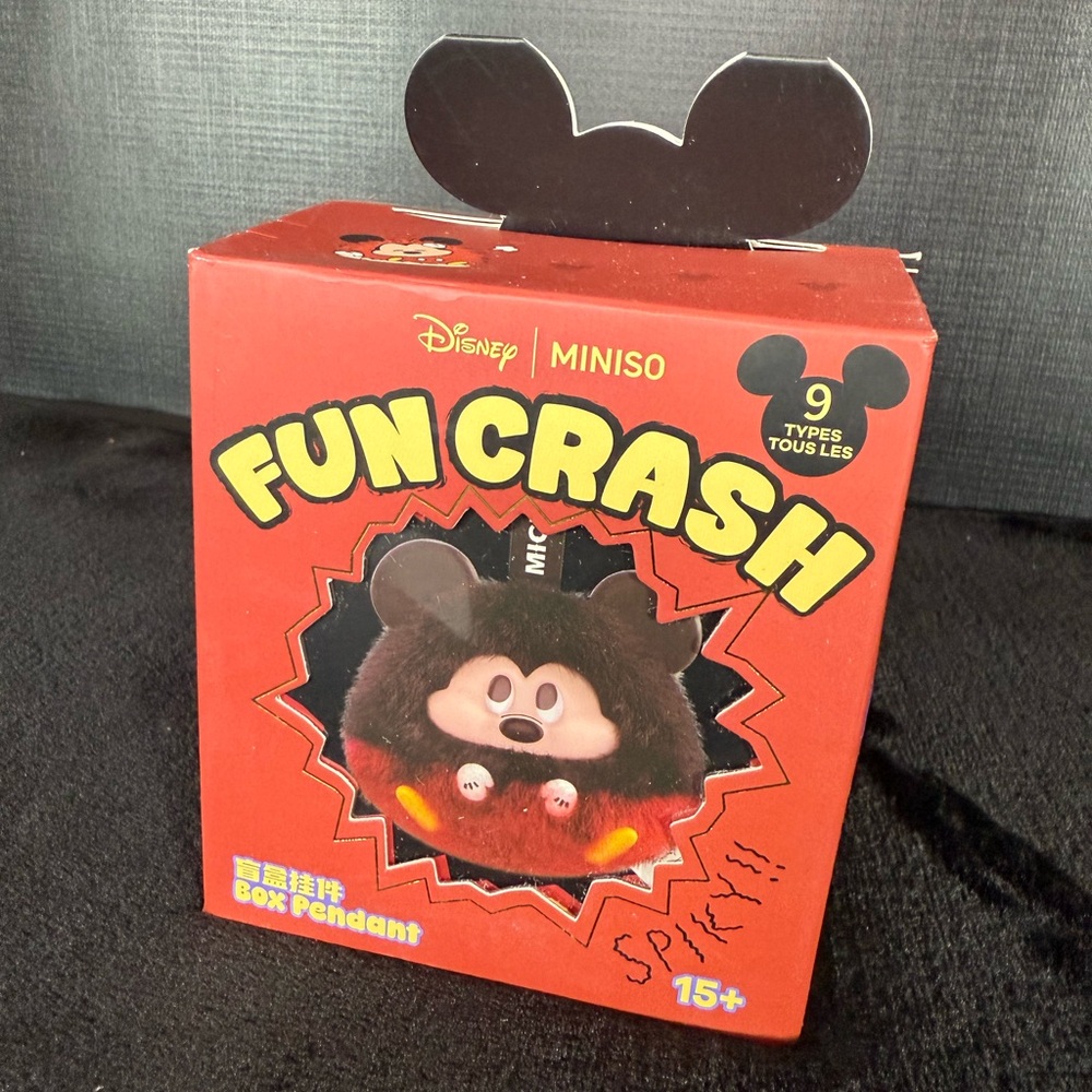 Disney MINISO Mickey Fun‎ Crash Blind Box